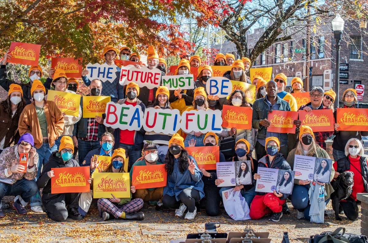 sarahana's tweet photo. We kicked off Early Voting yesterday with a rally and canvass in Kingston. We'll be back out spreading the word until Election Day! #VoteWFP 
🗳 Vote by Nov 8
🗓 Vote Early Oct 29-Nov 6

👉 https://t.co/x6Vc6R8API https://t.co/XtZt2ooFtj