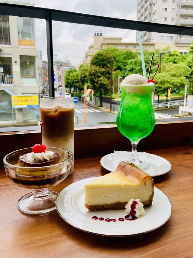 mana_jks_ap's tweet photo. カートくんのストーリーのこの「代官山ジャンプ」っていうお店だあ！！！

初めてこういうの探せた👌🏻🤍

グンカトで日本満喫してるのかな？？

#チャン・グンソク
#Bigbrother #TEAMH https://t.co/nlZOFbAna1