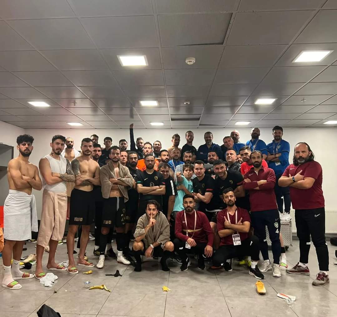 📸 Liderlik pozumuz 💪😉

#BirlikteBaşaracağız #Amedspor