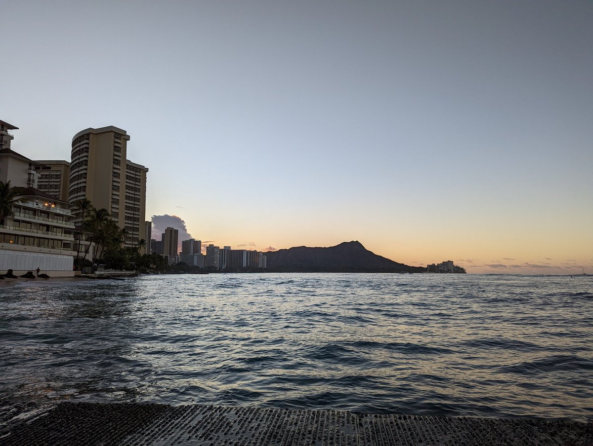 Rujutoshi's tweet photo. Oahu Ocean https://t.co/5Pn0wTETxm
