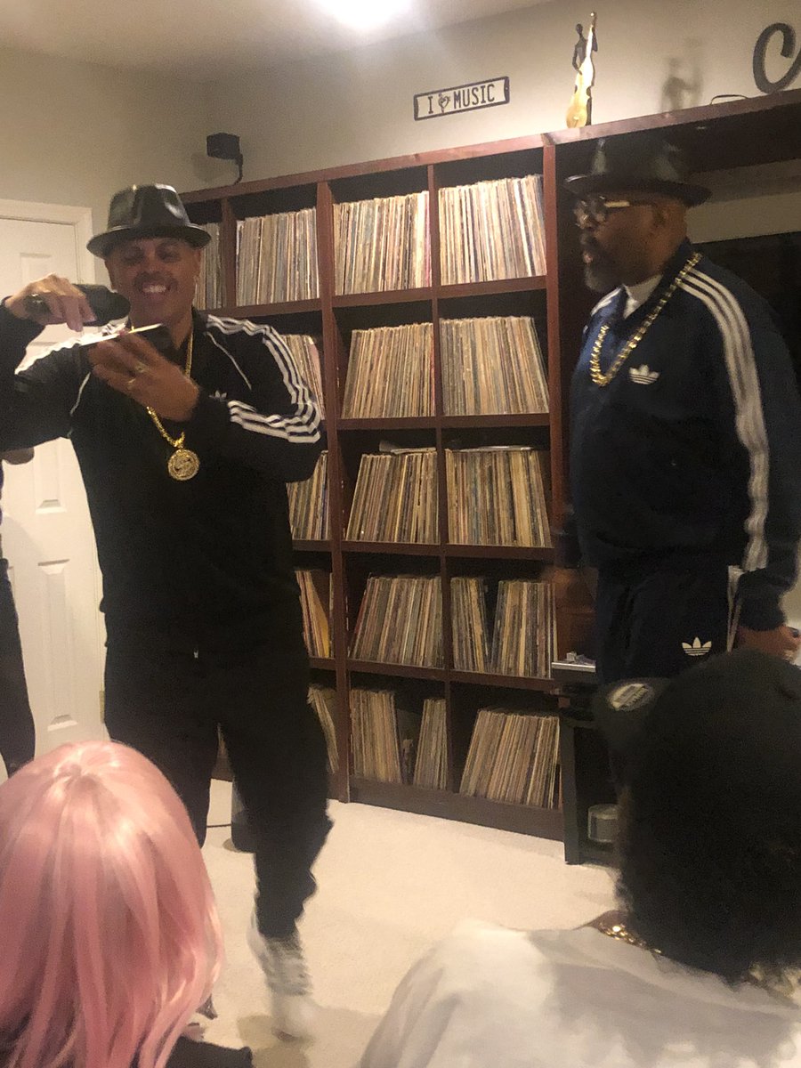 LawrenceTWillia's tweet photo. When I received the invitation to my cousin’s World of Rap themed Halloween Party, I had to go with Kool Moe Dee! #howyoulikemenow #igotowork #wildwildwest #theywantmoney https://t.co/xg7cR81cjr