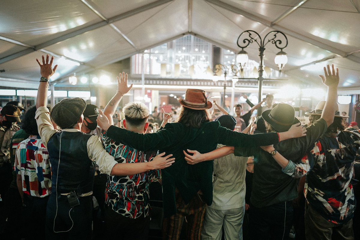 SISITIPSI tweet media