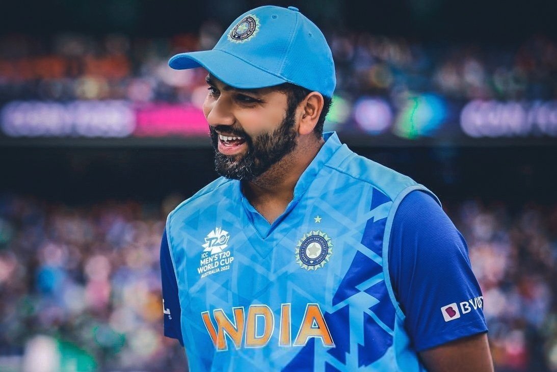 SPORTYVISHAL's tweet photo. Eoin Morgan said,"Rohit Sharma is doing God level Captaincy." https://t.co/mlW1OH3vzm