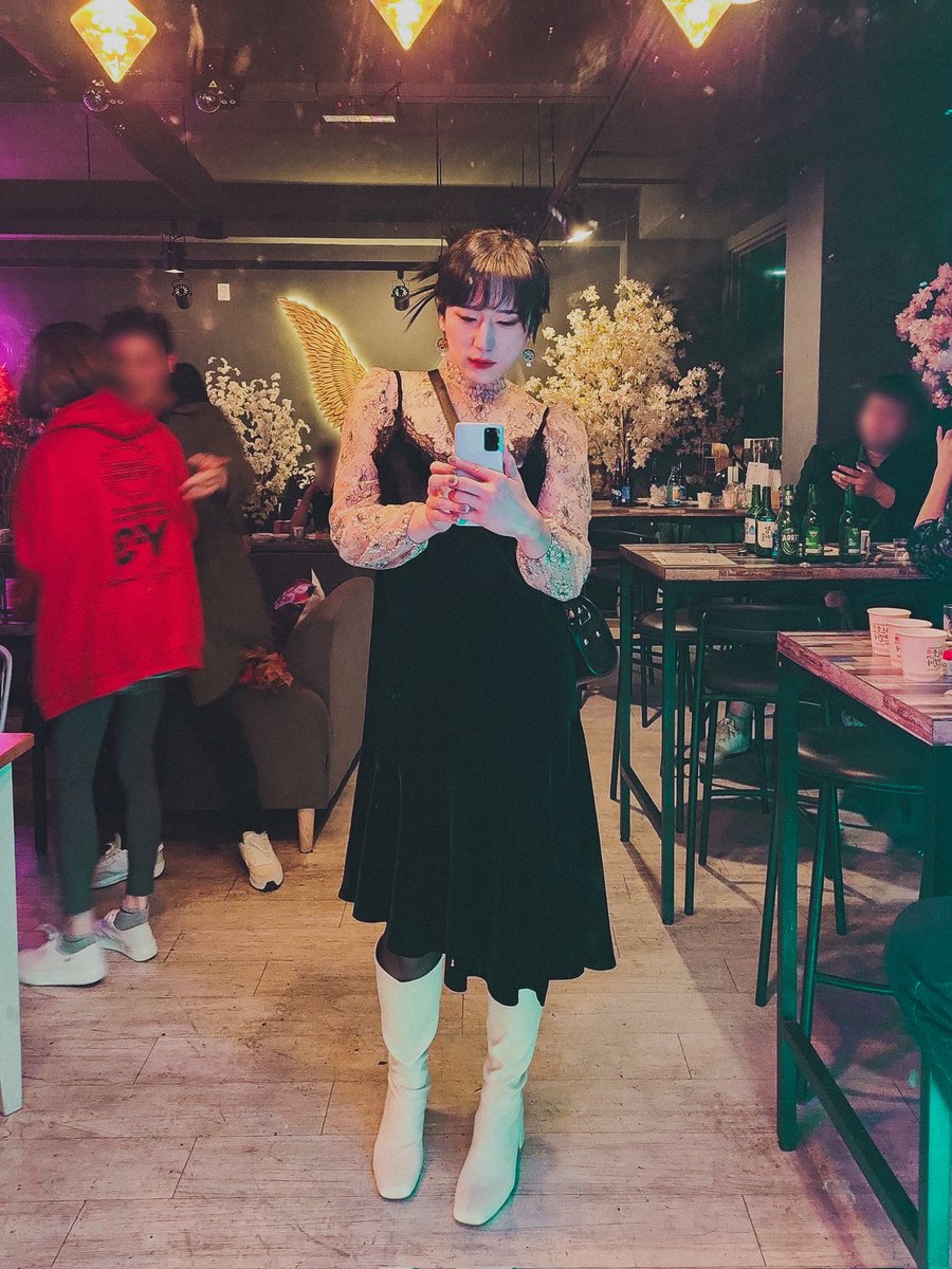 지난 금 드디어 버킷리스트였던 #영등포유 방문해서 재미지게 놀았따... 숙취 후유증으로 주말반납....좋은 시디러버분들과 즐거운시간쓰 담에 또봐요🤩