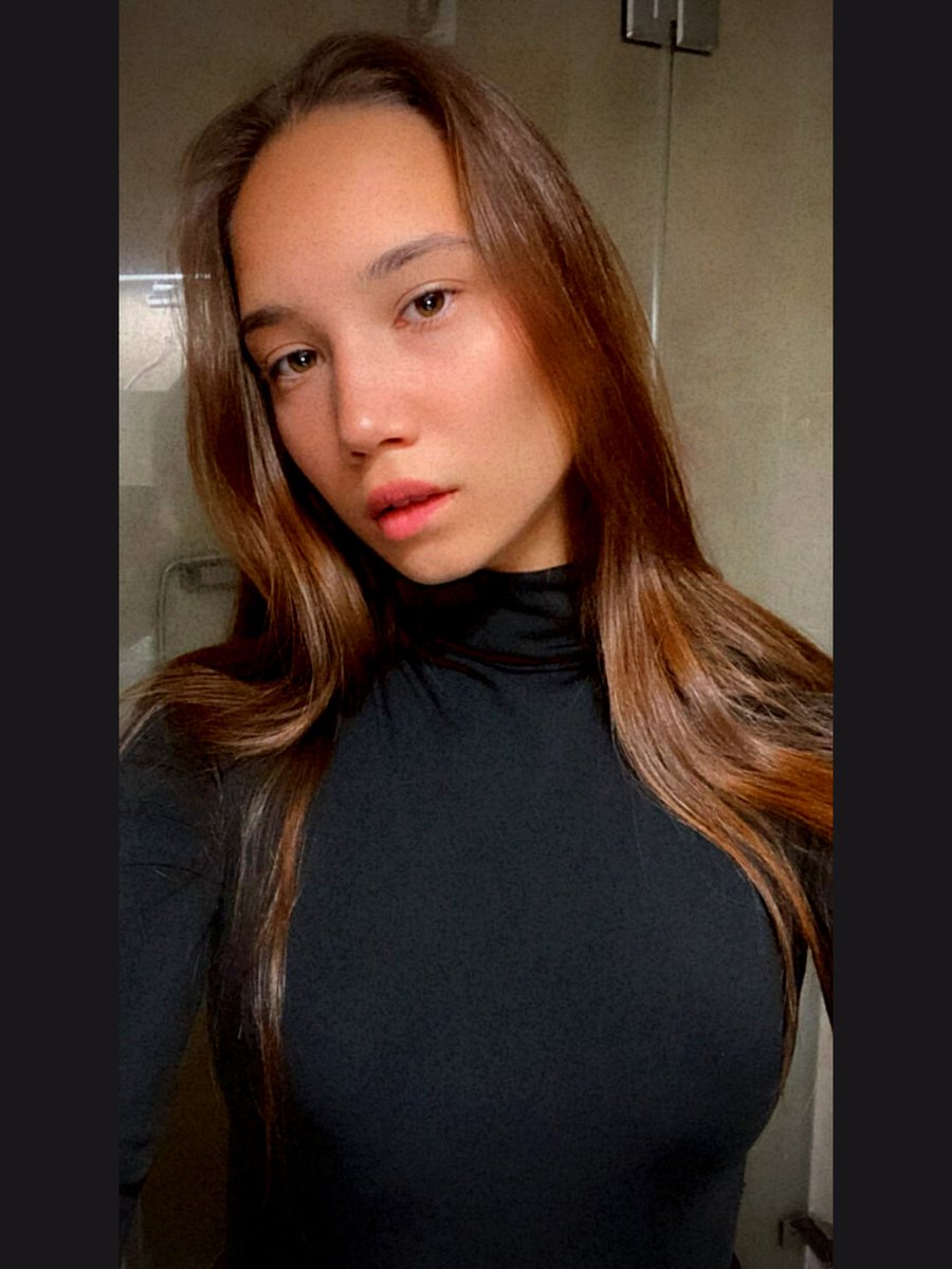 LizaFlux's tweet photo. Hello $Flux community, Happy weekend friends😉

#Flux #FluxFanGirl https://t.co/MQopTjhki6