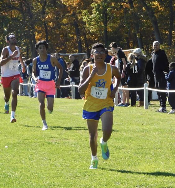 EMXCTF's tweet photo. MAKE THE MOST OF YOUR OPPORTUNITIES!
Last year, Tristan Calderon ended his freshman season with a 26:13.3 PR for the Bethpage 5k course. Yesterday he runs a lifetime 19:26.1 PR and finished as our Top Finisher, 8th overall, in the JV Race! #FutureVarsity https://t.co/NV4eAYbORH