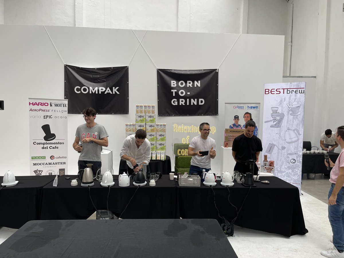 Orgullosos de nuestro Barista Daniel Martin quien ayer quedó campeón de Madrid de <a href="/aeropress/">AeroPress</a>.spain. Hoy compite por el nacional. Ánimo <a href="/supracafeesp/">SUPRACAFÉ</a>