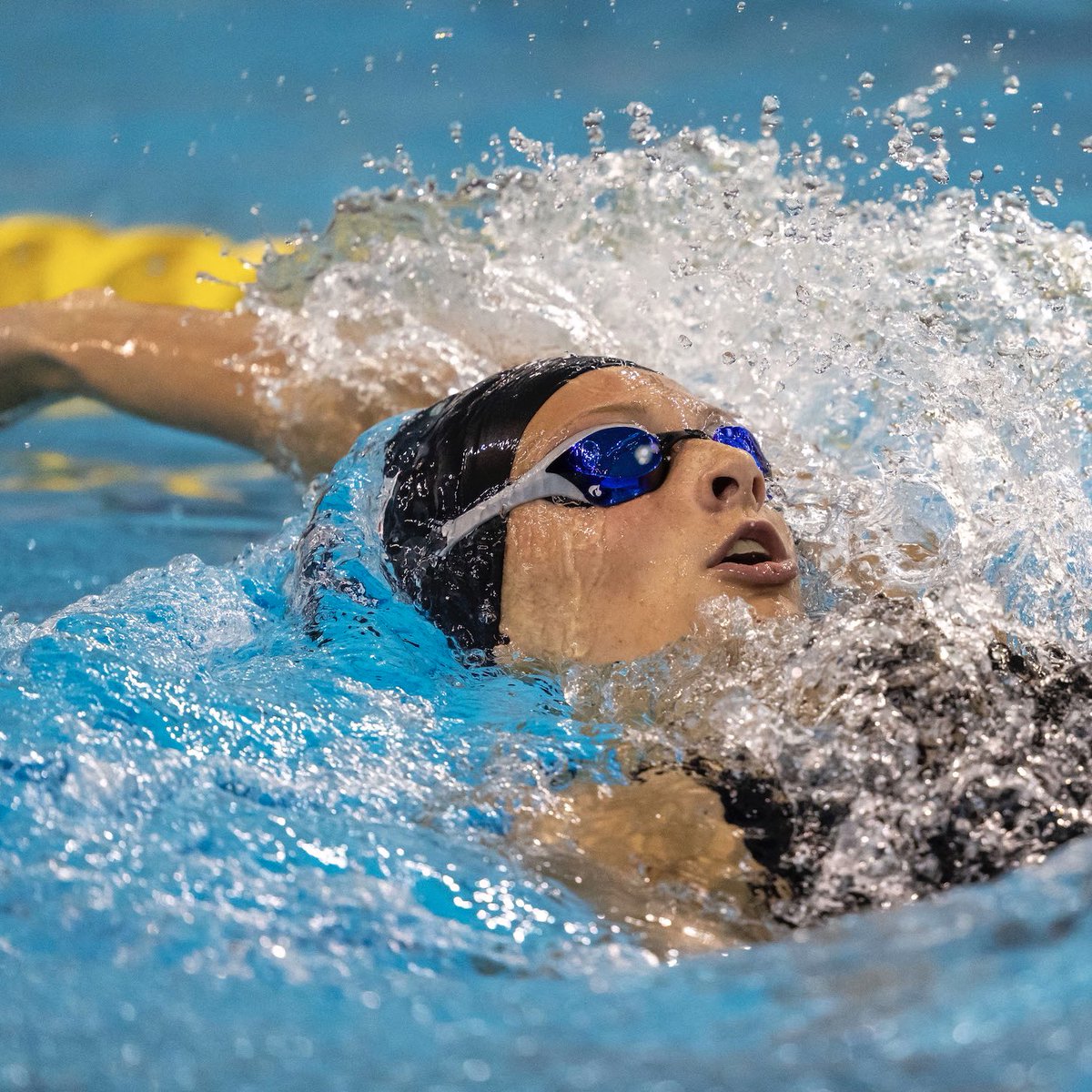 Canadians swam to 8️⃣ more medals on Saturday at the FINA #SWC22 🔥 👉 @mags_swims26 broke the Canadian 🇨🇦 women's 50m butterfly record while finishing in top spot! 🥇 👉 @summermcintoshh, @sydneypickrem and @baileyandison sweep the women's 400m IM final 🧹