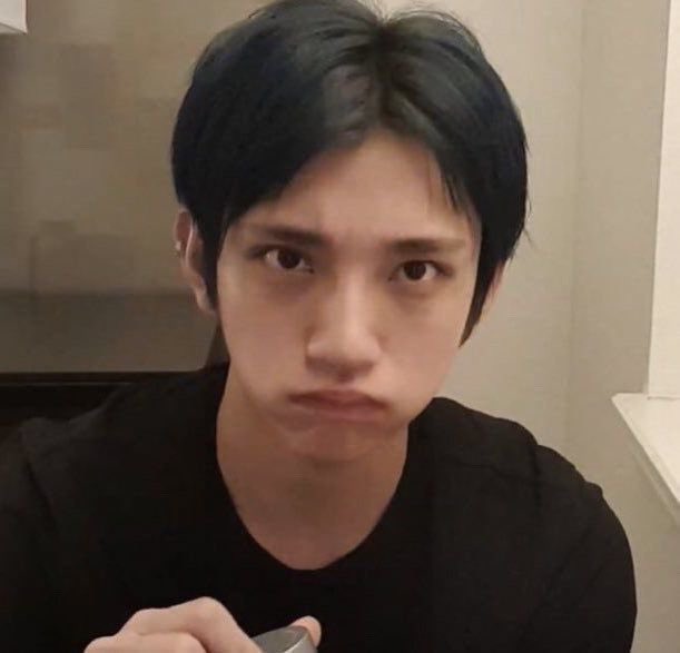 #MAMAVOTE #SEVENTEEN

알티맘찍 안하면 조슈지가 째려본다요 여러분
째려보는 게 좋아도(?) 앑맘하고 가셔유