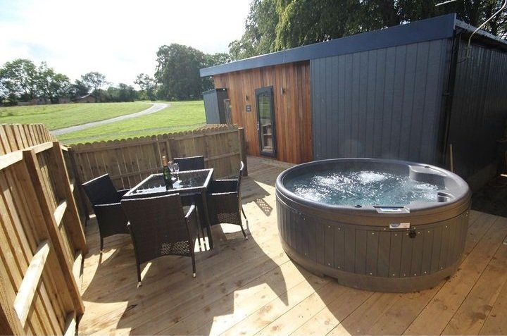 We have a big #holiday #sale on! 20% off all bookings from Nov 14th to Dec 22nd.. go to wallacelanefarm.co.uk.  #Holiday #glamping #lakedistrict #cumbria #dogfriendly #escape #hottub #vacation #cottages
