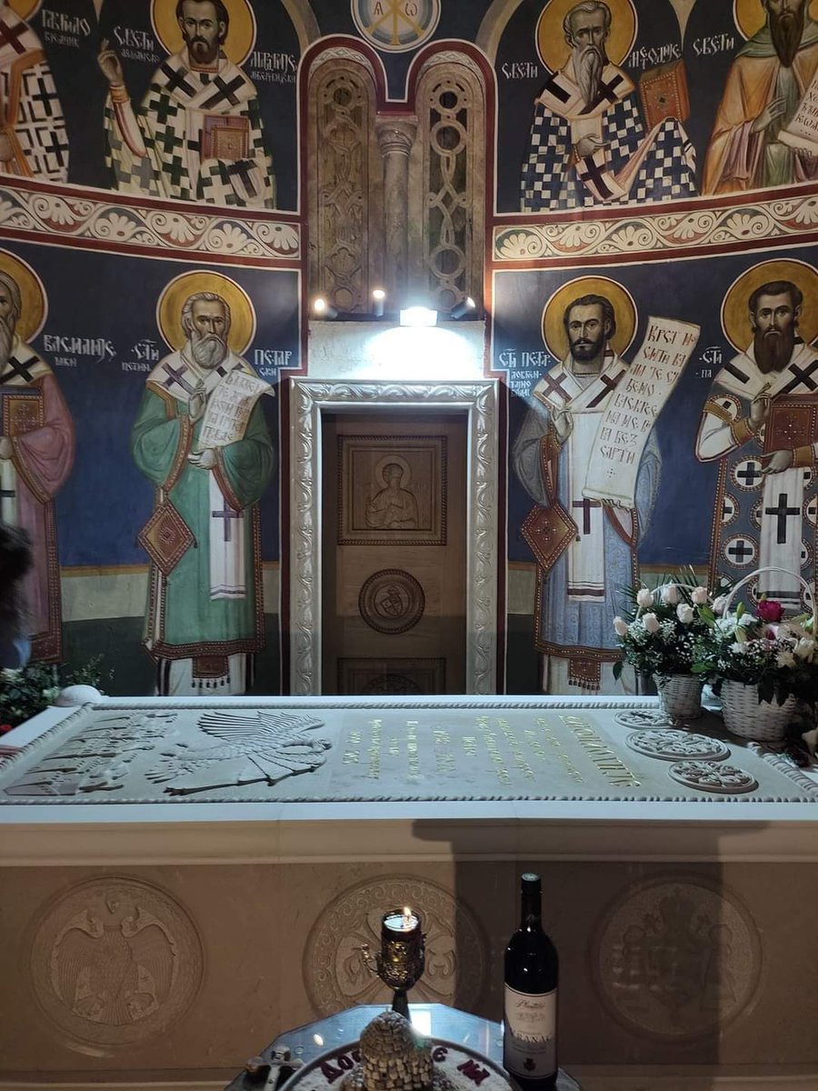 Нови параклис Св Амфилохија Иконијског у Саборном храму у коме се налази гробница блаженопочившег Митрополита Амфилохија