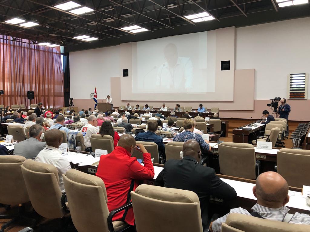 DrRobertoMOjeda's tweet photo. Concluyó XXII Encuentro Internacional de Partidos Comunistas y Obreros, con la adopción de la Declaración Final y un Plan de Acción. @DiazCanelB expresó en la clausura: “Pongamos como espada y escudo los valores y principios que nos unen”. #Cuba #CubaPorLaPaz https://t.co/ZzboAtYeH4