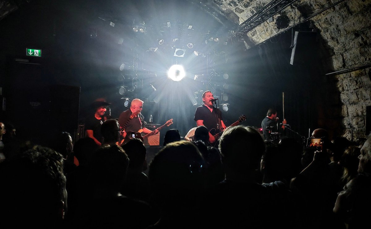 Another breathtaking <a href="/theafghanwhigs/">The Afghan Whigs</a> show at the wonderful Bogen F venue in Zurich last night. What a night. #theafghanwhigs <a href="/MrGregDulli/">greg dulli</a> <a href="/MrJohnCurley/">John Curley</a> <a href="/RickGNelson1/">Rick G. Nelson</a> <a href="/mrdannybland/">Danny Bland</a> Cc <a href="/bettyburtie/">Betty</a>