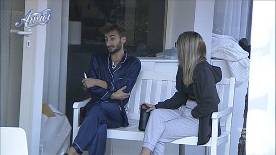 karevismysun's tweet photo. RAMON ANCHE DETTO CUPIDO

#amici22 https://t.co/qnaA427LAY