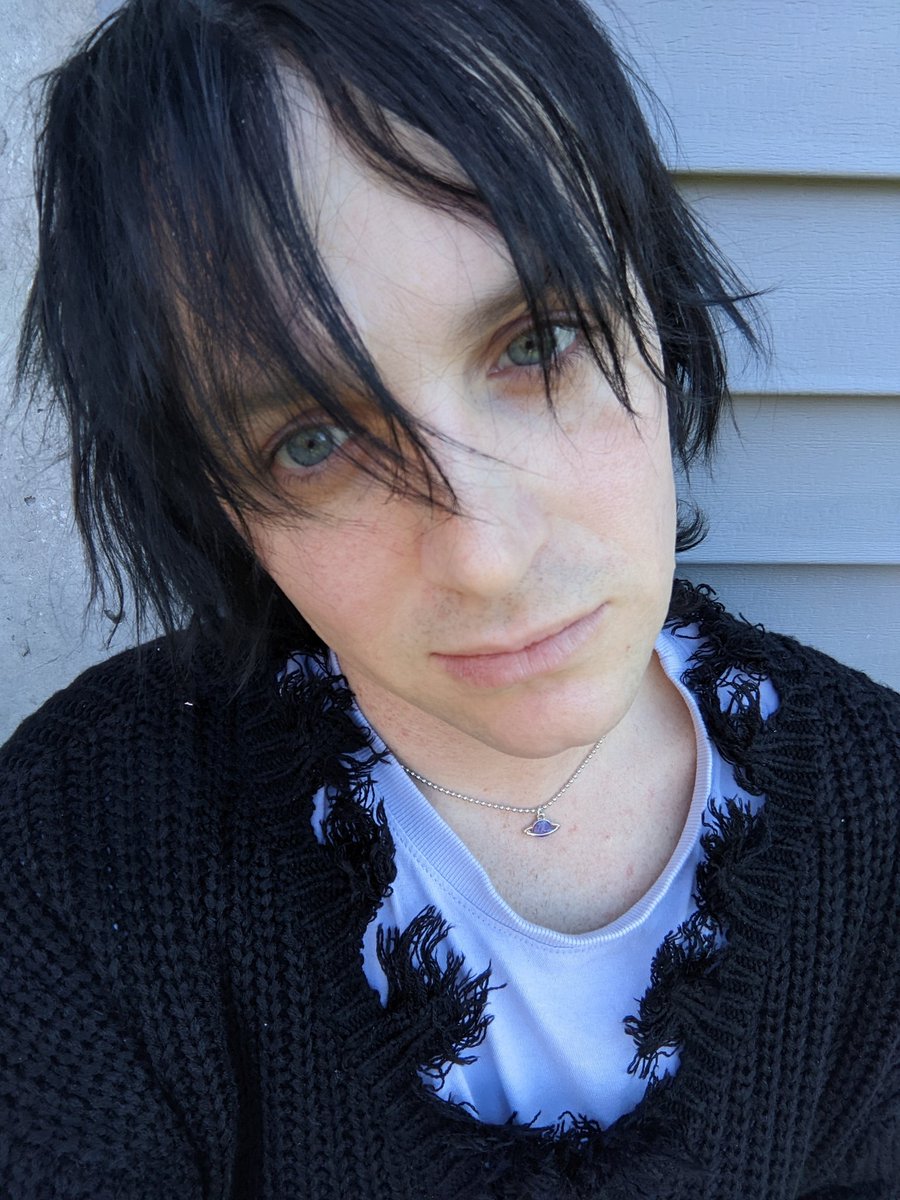 ArcadeAry's tweet image. Need someone here for wake and bakes 😫