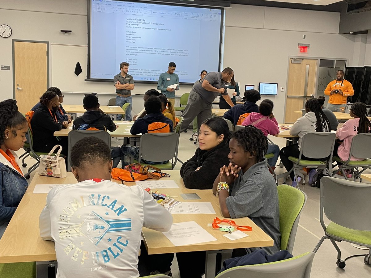 KimDurham1908's tweet image. KIPP Future Engineers exploring the world of STEM through the lens of UTK’s College of Engineering overnight campus visit. @UTKnoxville  @AntonioMBurt #KIPPMemphis #BacktoBasics #KIPPForward #KIPPCollegePartnerships
