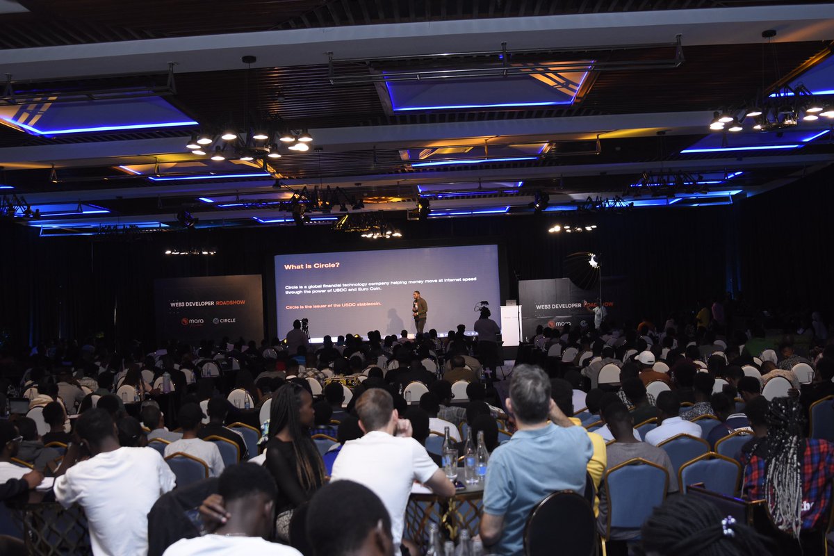 olanetsoft's tweet photo. Yesterday was another incredible moment: I gave a hands-on technical session about "The Power of Circle APIs + Building &amp; Deploying a USDC-based Smart Contract" in Nairobi at the #Web3Dev22 Roadshow by @TheMARAverse  and @circle 

#USDC https://t.co/0CJjxQScy4