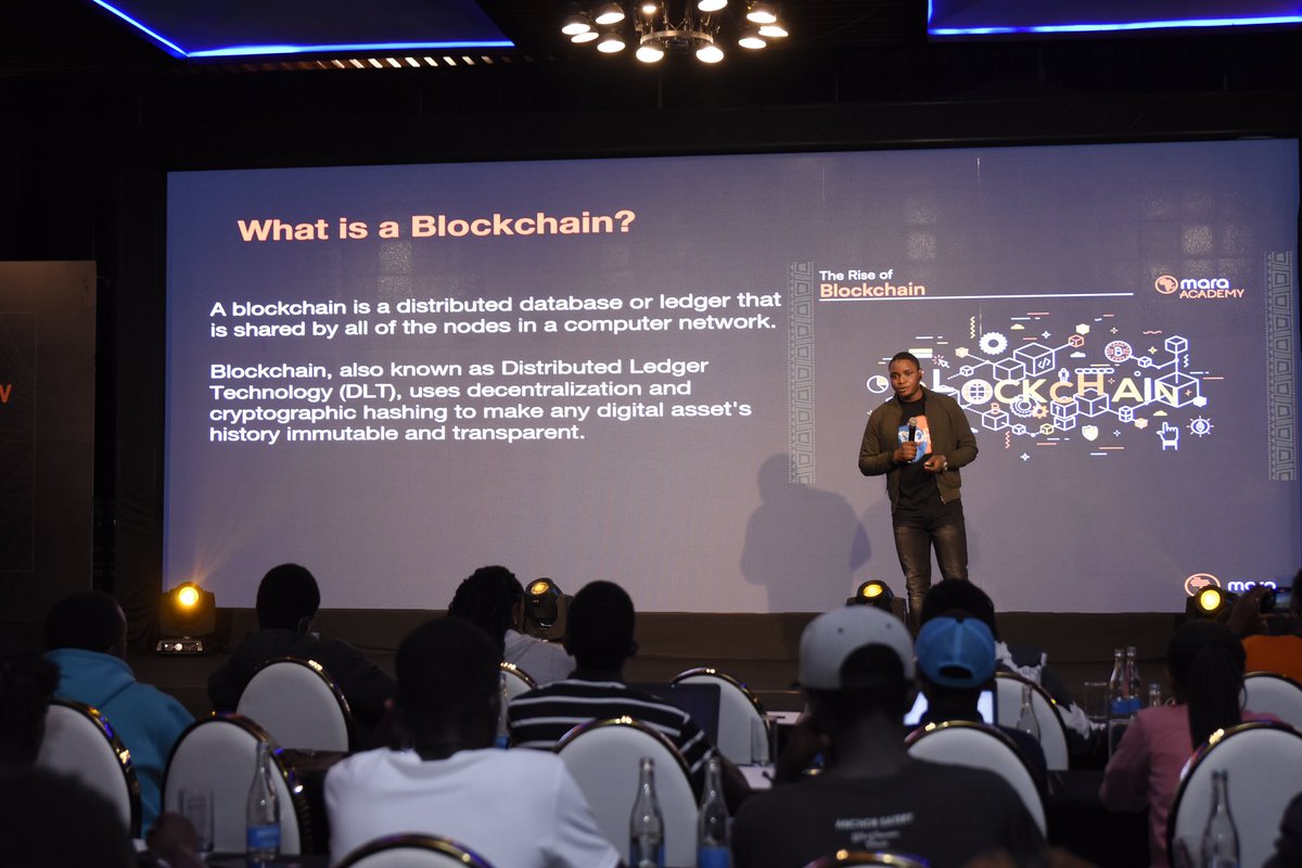 olanetsoft's tweet photo. Yesterday was another incredible moment: I gave a hands-on technical session about "The Power of Circle APIs + Building &amp; Deploying a USDC-based Smart Contract" in Nairobi at the #Web3Dev22 Roadshow by @TheMARAverse  and @circle 

#USDC https://t.co/0CJjxQScy4
