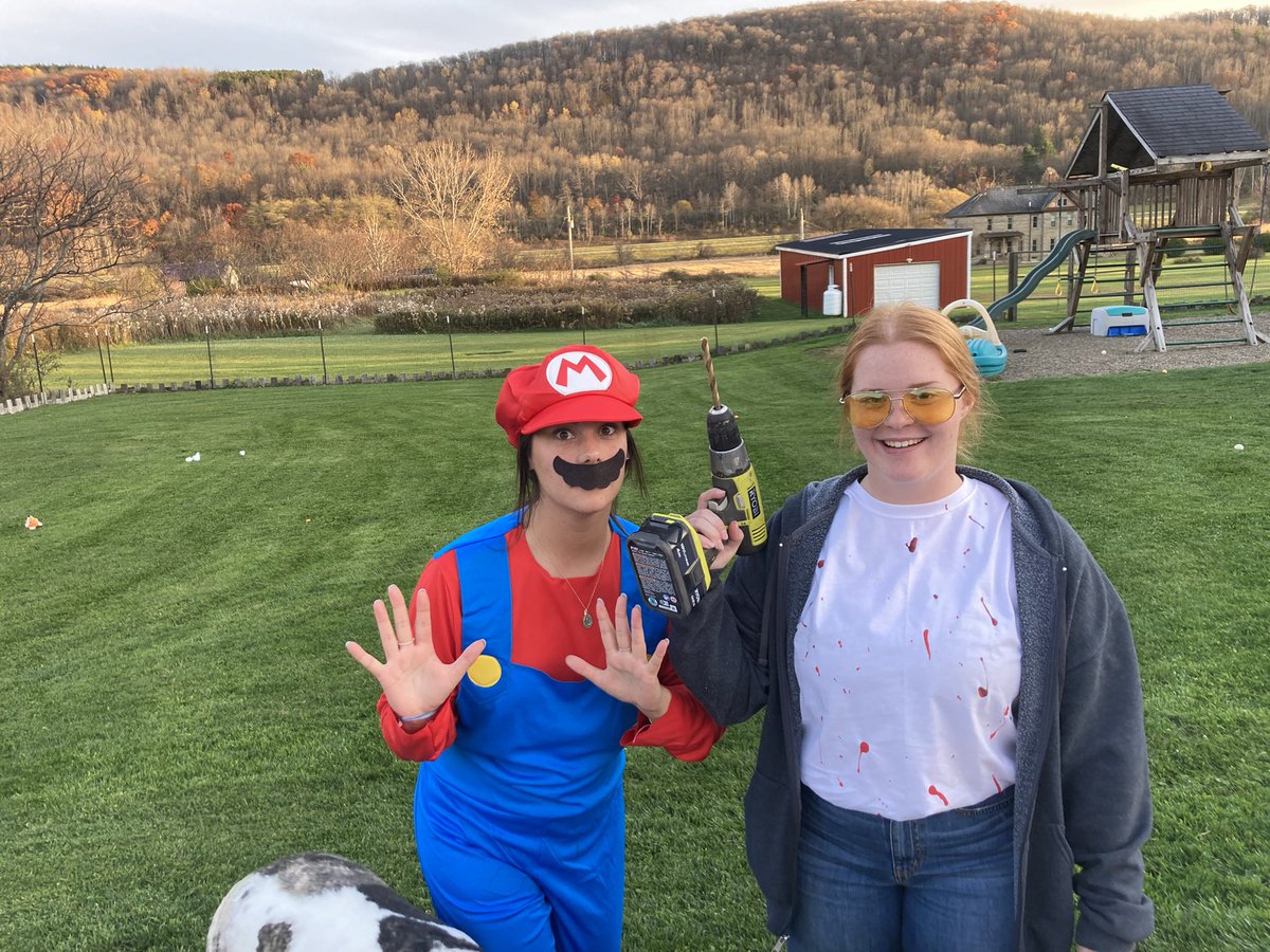 UPBSoftball's tweet photo. Our costume winners! #PittBradfordSoftball #Halloween2022 #BuddyElf https://t.co/yEYldGSiWV