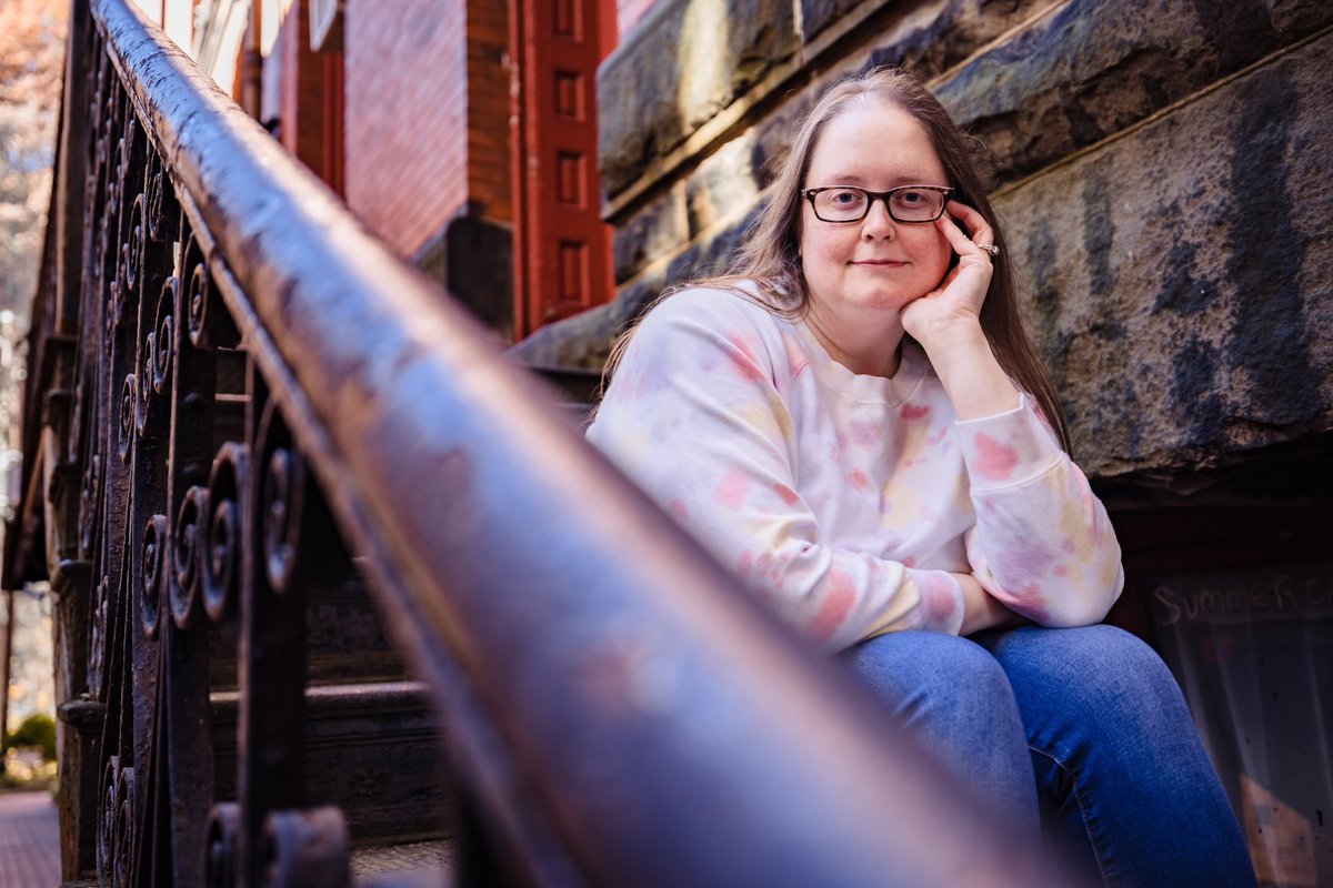 thomasayersfoto's tweet photo. Always a great day for a walk and a photo session!  @erayers7818 and I took a visit to Oil City.
.
.
.
#photo #photography #photoshoot #photosession #photosessions #oilcity #oilcitypa #eriecounty #eriephotographer #explore #neverstopexploring #wifesession #wonderfulwife #alley https://t.co/rnRf6RK4pw