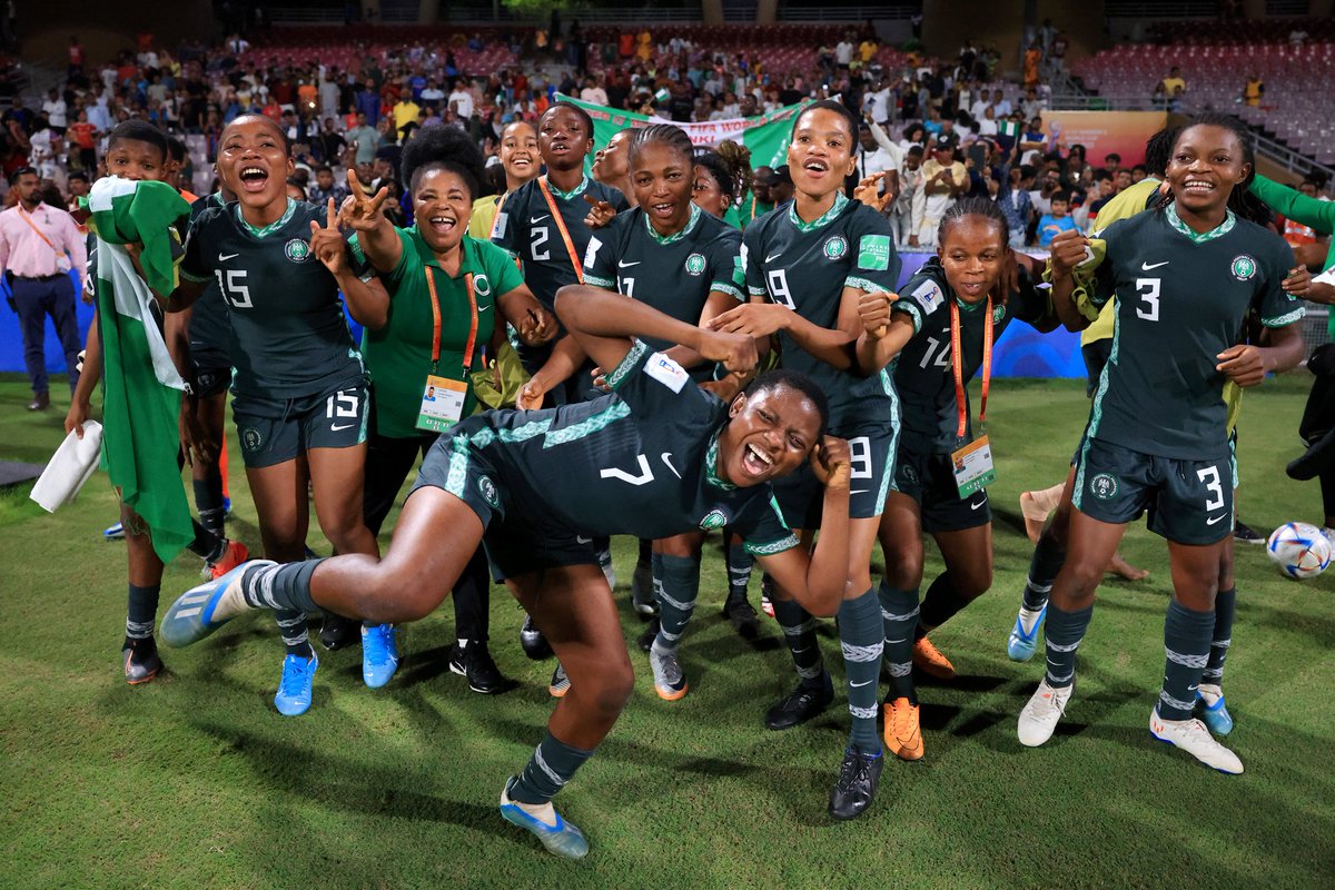 Behold, the first ever medal winning 🇳🇬Nigeria U17 women's team👏

Congratulations, our Flamingos! 🤗🤝💗

#U17WWC #SoarFlamingos