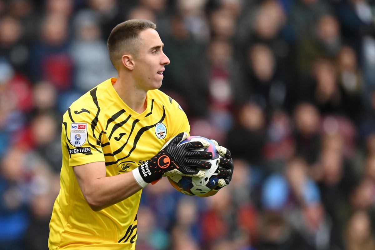 💬 "I'm just really proud of him and pleased for him. He has a brilliant mentality."

Gaffer on <a href="/stevenbenda1/">Steven Benda</a> 🧤

👉 bit.ly/3sJw2UP