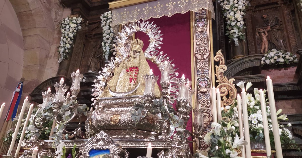 🔴 ÚLTIMA HORA - CULMINA UNA JORNADA HISTÓRICA

👉 Se recoge la Magna Procesión de Ntra. Sra. la Stma. Virgen de la Cabeza. 

¡Viva la Virgen de la Cabeza! 

#AbrilRomero 
#BajadaMorenita2022 
#BajadaAndújar2022 
#VirgendelaCabeza