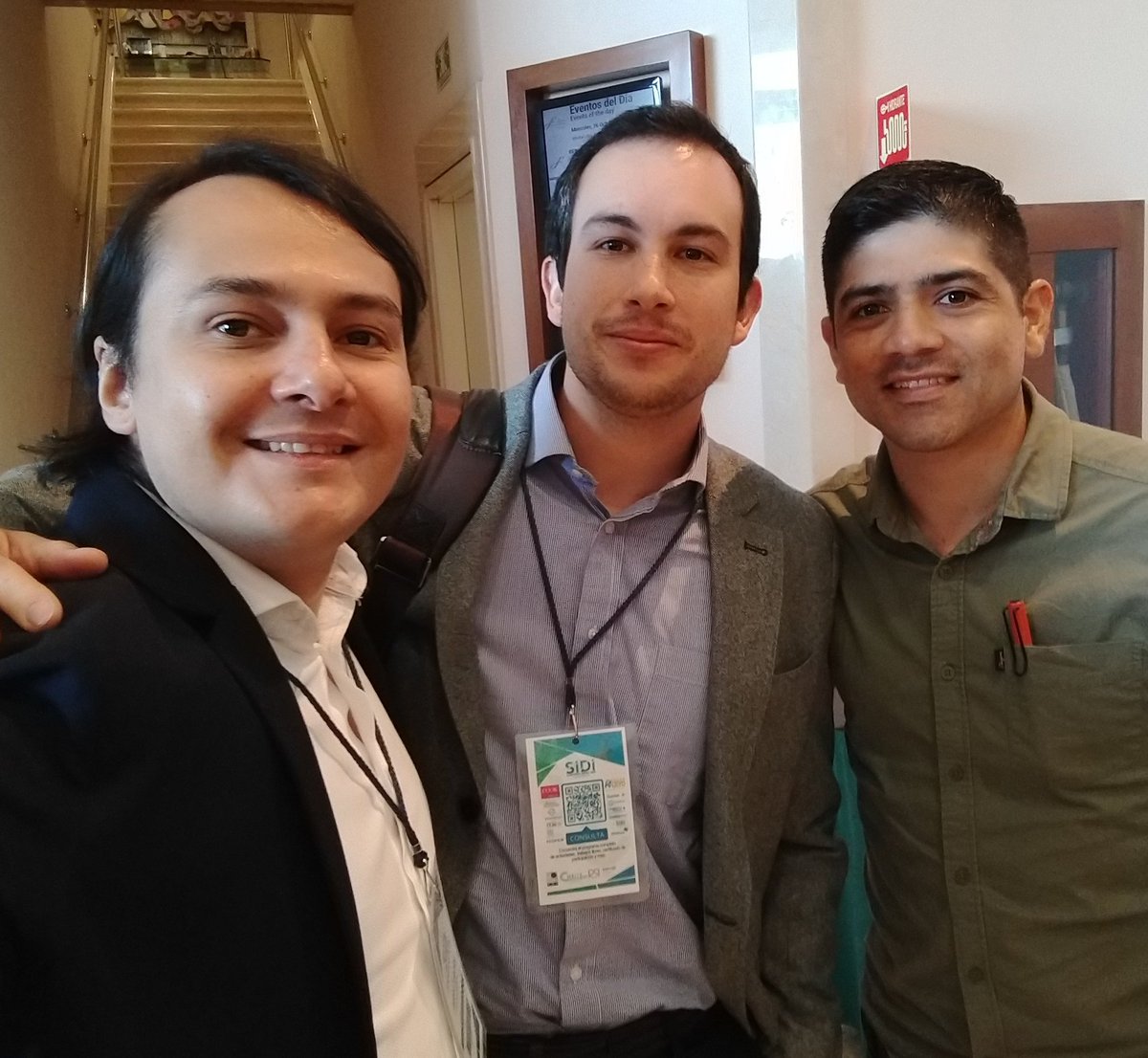 flmartinezma's tweet photo. Had the chance to reunite with two colleagues from the National University of Colombia #unal #un  Proud of our advances in radiology field #irad #ir #sidi #SIDI2022 https://t.co/tlGLqvw5UI