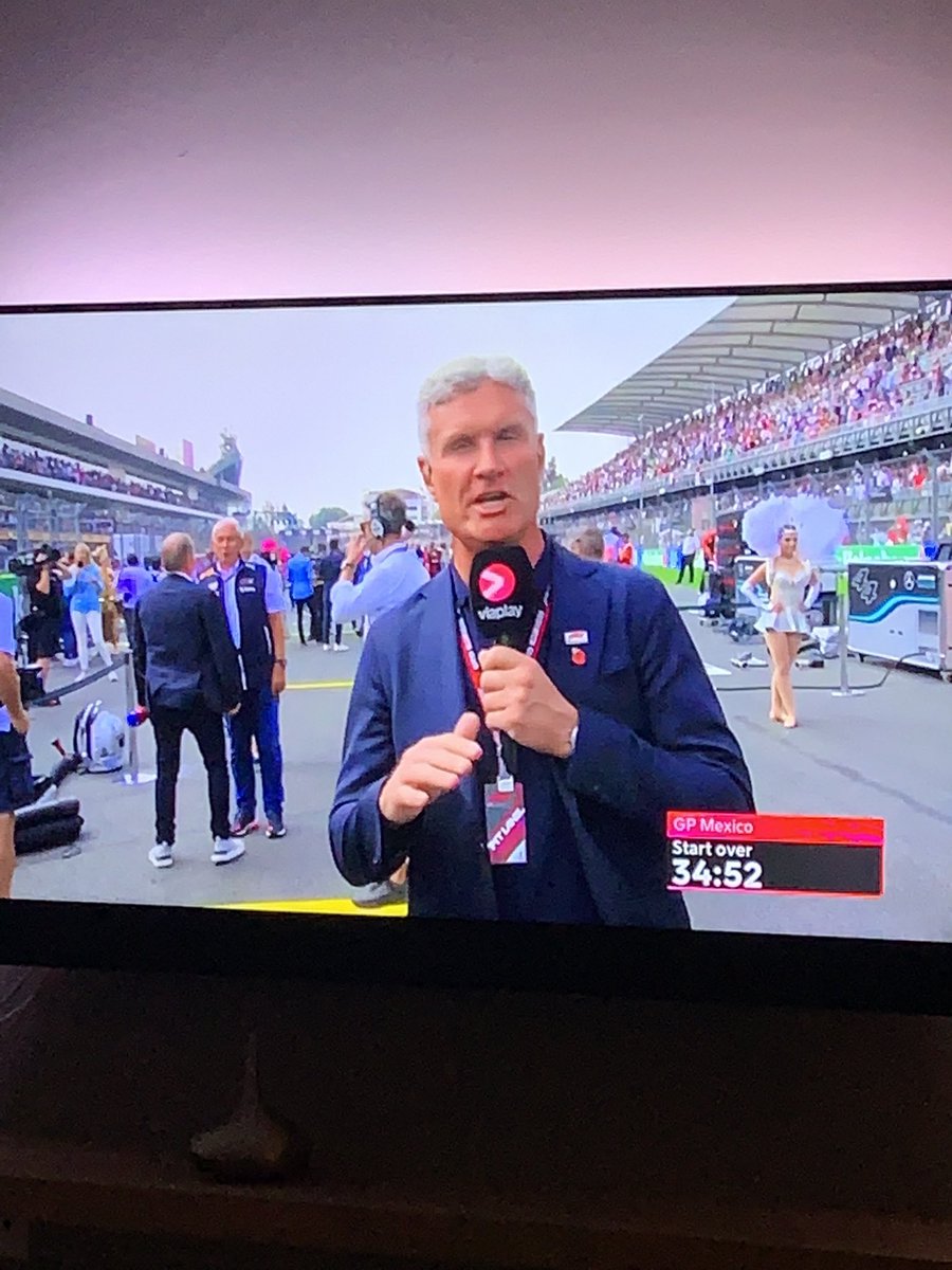 Komen de pitspoezen terug 😜 ik ben voor ….