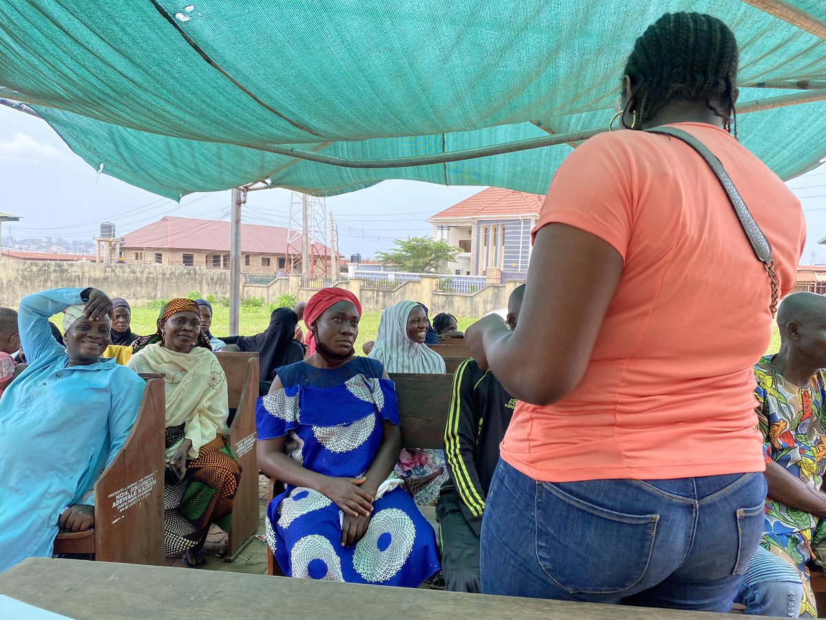 ProjBetterLife's tweet photo. In collaboration with @ibadanmedicine, men and women also enjoyed free basic medical checkup and health education. 

#PinkWalkForLife
#BreastCancerAwarenessMonth2022 
@NigCancer_NCS https://t.co/o3gPiEAC5D