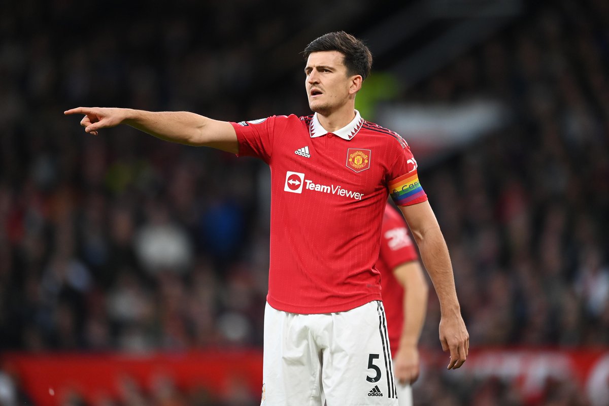Premier League tweet media