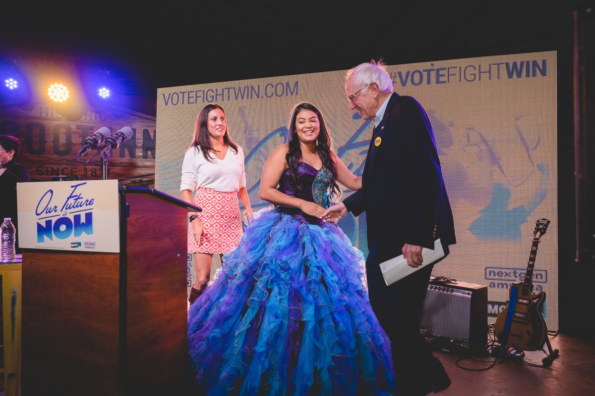 NextGenAmerica's tweet photo. Austin, Texas is ready to transform the country and elect leaders who will protect our rights, our climate, and build an economy that works for ALL!

THANK YOU AUSTIN! #VoteFightWin https://t.co/ETgkHFeHBl