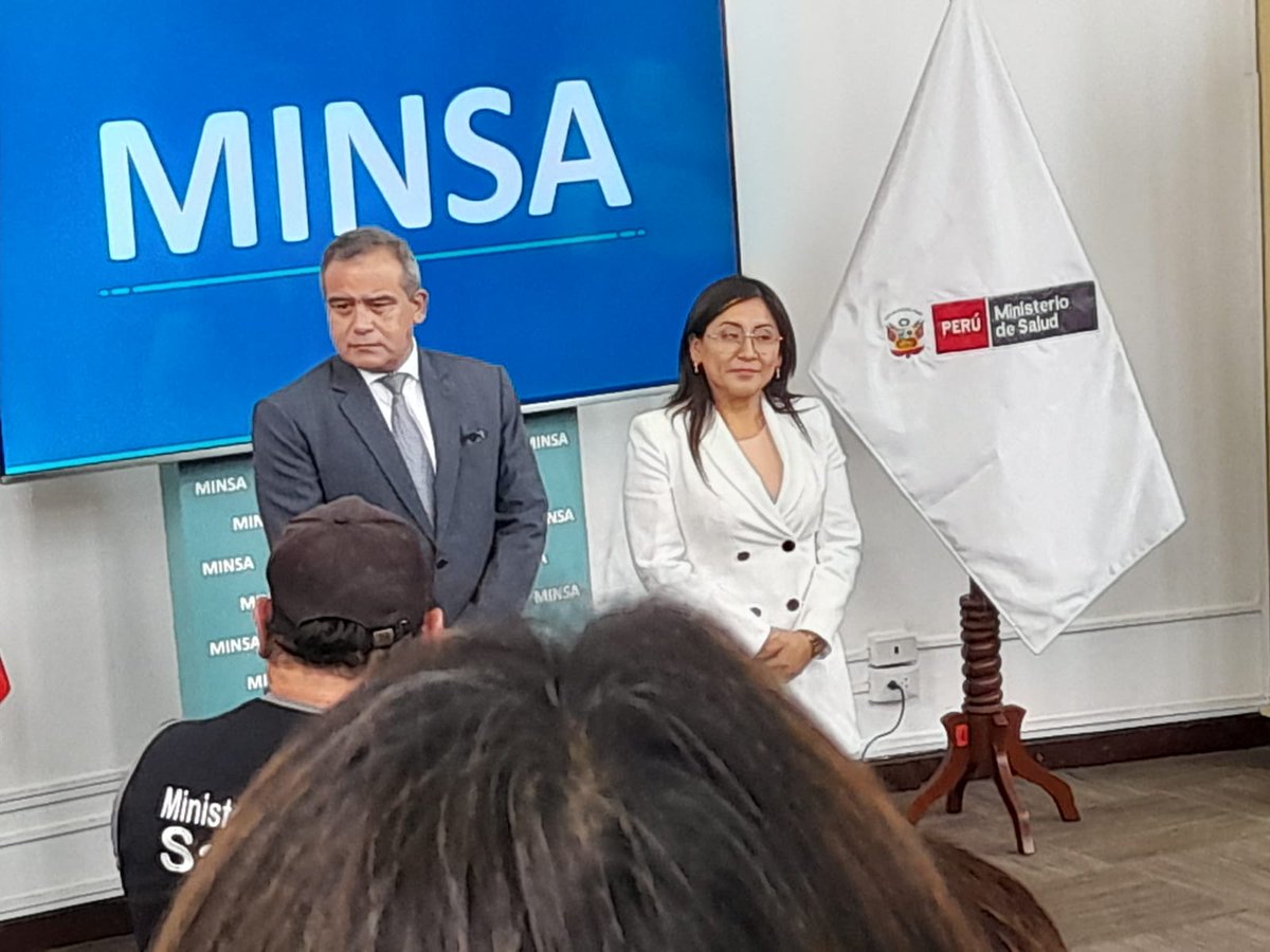 GMinsa's tweet photo. Hoy 28 de octubre del 2022, se realizó la presentación de la nueva ministra de salud Kelly Portalatino, a nombre de la Coalición de Gremios de Profesionales de la Salud le deseamos éxitos en la gestión y esperamos que convoque  a los diferentes grupos de profesionales de la salud https://t.co/nKC6s8d1cB