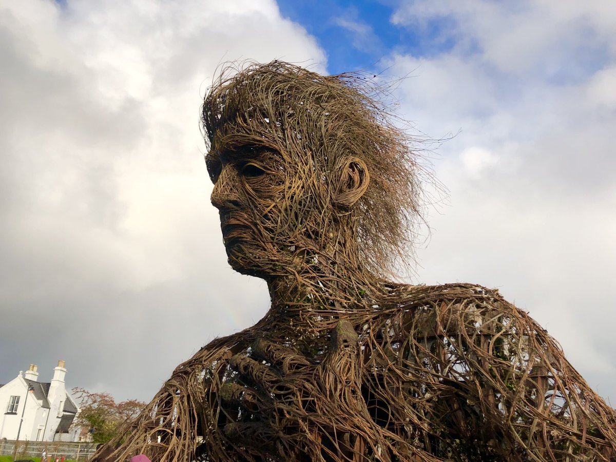 LisaWalshe2's tweet photo. Con Mór, the Giant. Magnificent ⁦@Macnas⁩ … Galway https://t.co/7V5Og5EbQq