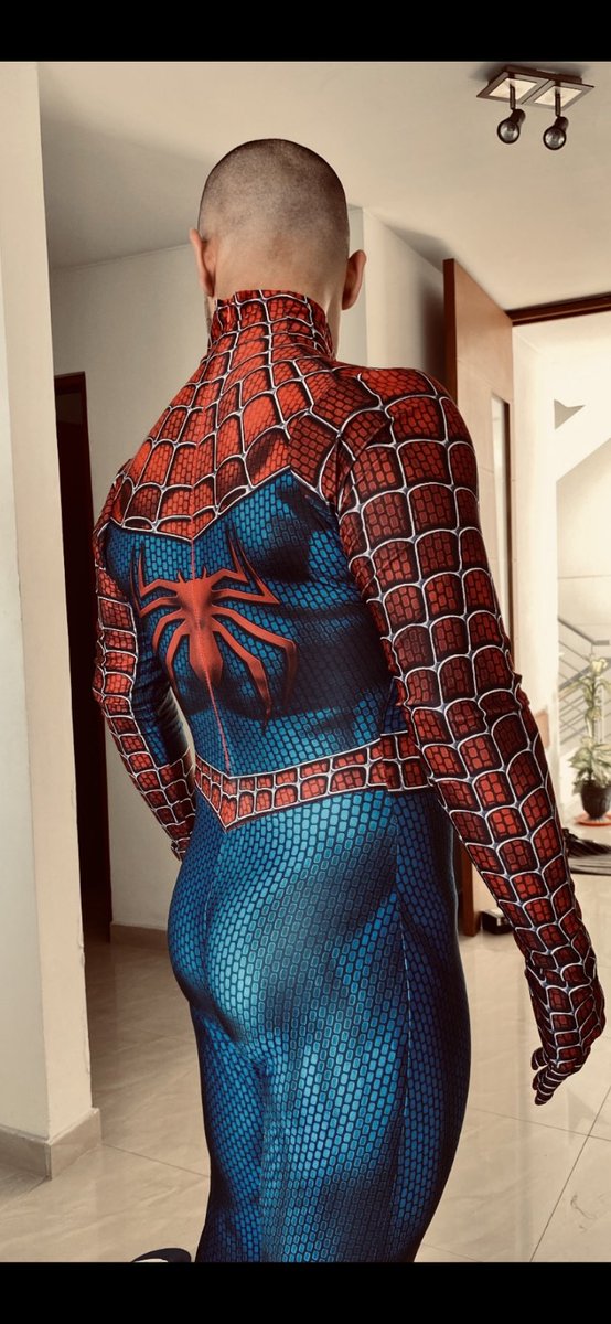 AndrsArciniegas's tweet photo. What’s ur favorite spider-Man scene ?🎞 #Halloween2022 #Halloween #SpiderMan #costumeparty #CostumeOnPoint #advengers #superhero #men #vibes #happy #alive https://t.co/WI7N5yvgSA