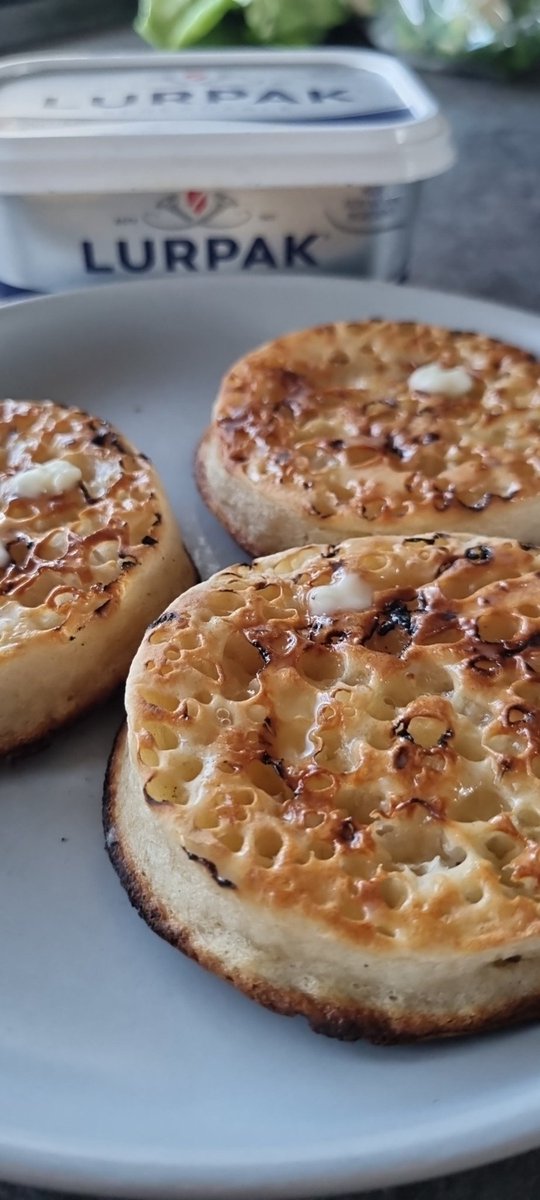 Samseaman7's tweet photo. Getting caught in that torrential rain , can only mean one thing when I get home. Crumpets with loads of Lurpak https://t.co/HMvdI4LS0T