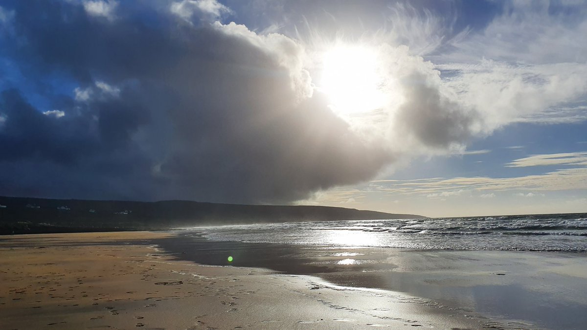 Mad clouds Ted #Fanore <a href="/wildatlanticway/">Wild Atlantic Way</a>
