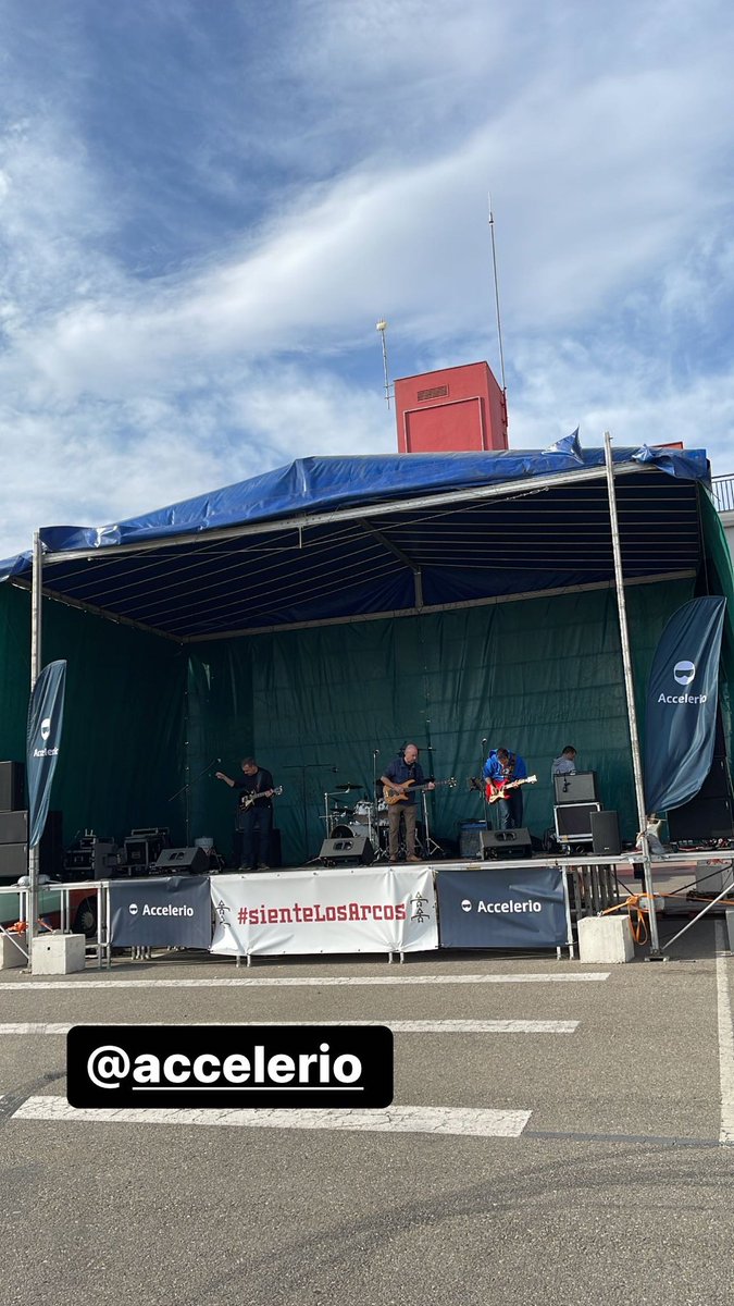 adrien_jglx's tweet photo. Hier, plus de 1000 personnes étaient réunis pour le #NRRF sur le circuit de Navarre.
Une première expérience réussi pour #Accelerio 🏎️ ! Nous sommes tous très fier et espérons que le prochaine évènement arrivera vite.
A bientôt sur la piste https://t.co/VDKcz89mwq