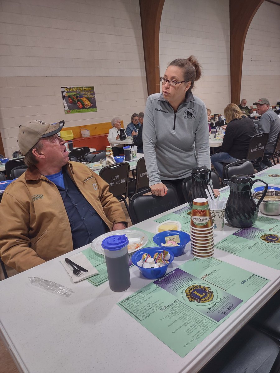 RCGforSenate's tweet photo. This morning I stopped in Winchester to help the Larsen-Winchester Lions Club with their pancake breakfast! There were tons of volunteers in the kitchen, so I was on coffee refills and cleaning tables duty! It's always important to help out when you can! https://t.co/f4f6mEkwDX