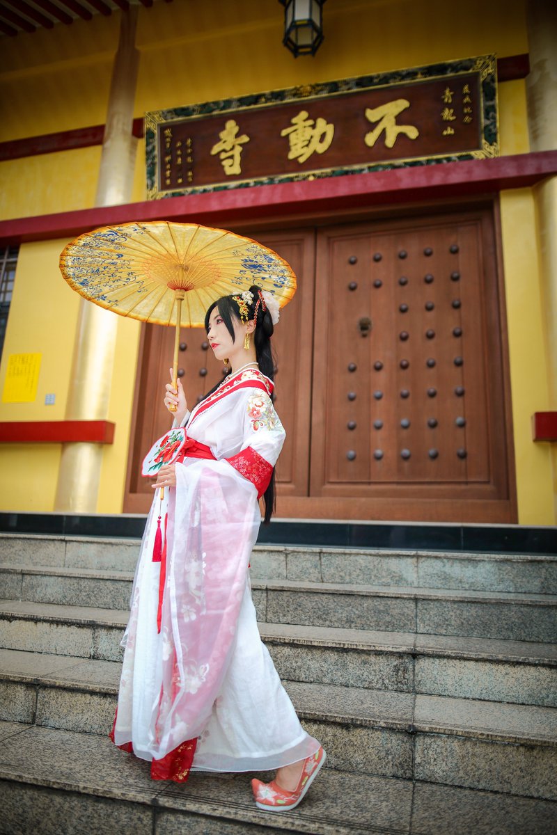 小雪-唐風寺廟

CN : 小雪(梅傲雪) 

Photo : 伊藤 川 Photographers