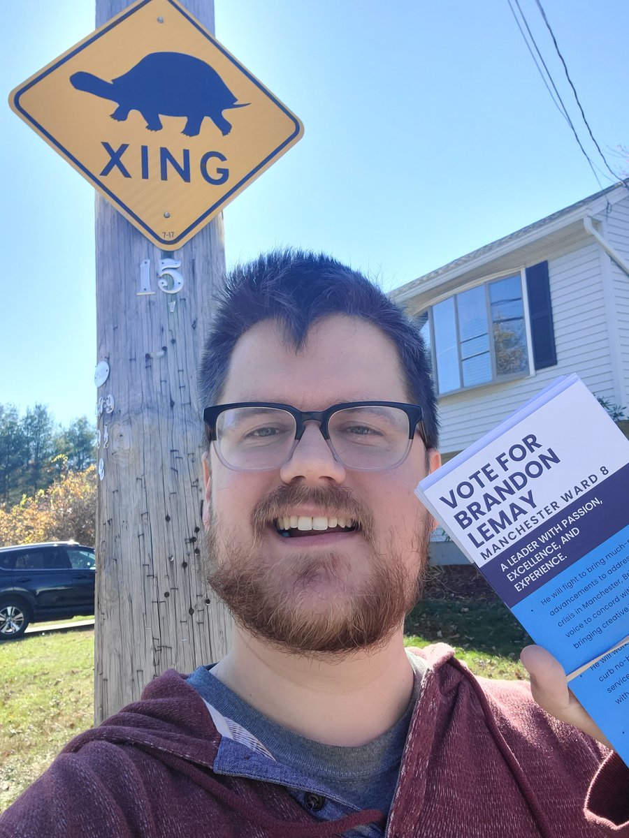 The benefit of living on the outskirts of Manchester: we have wildlife here!

I'm disappointed that I didn't see any turtles, but I had some great conversations with voters instead!

#NHPolitics