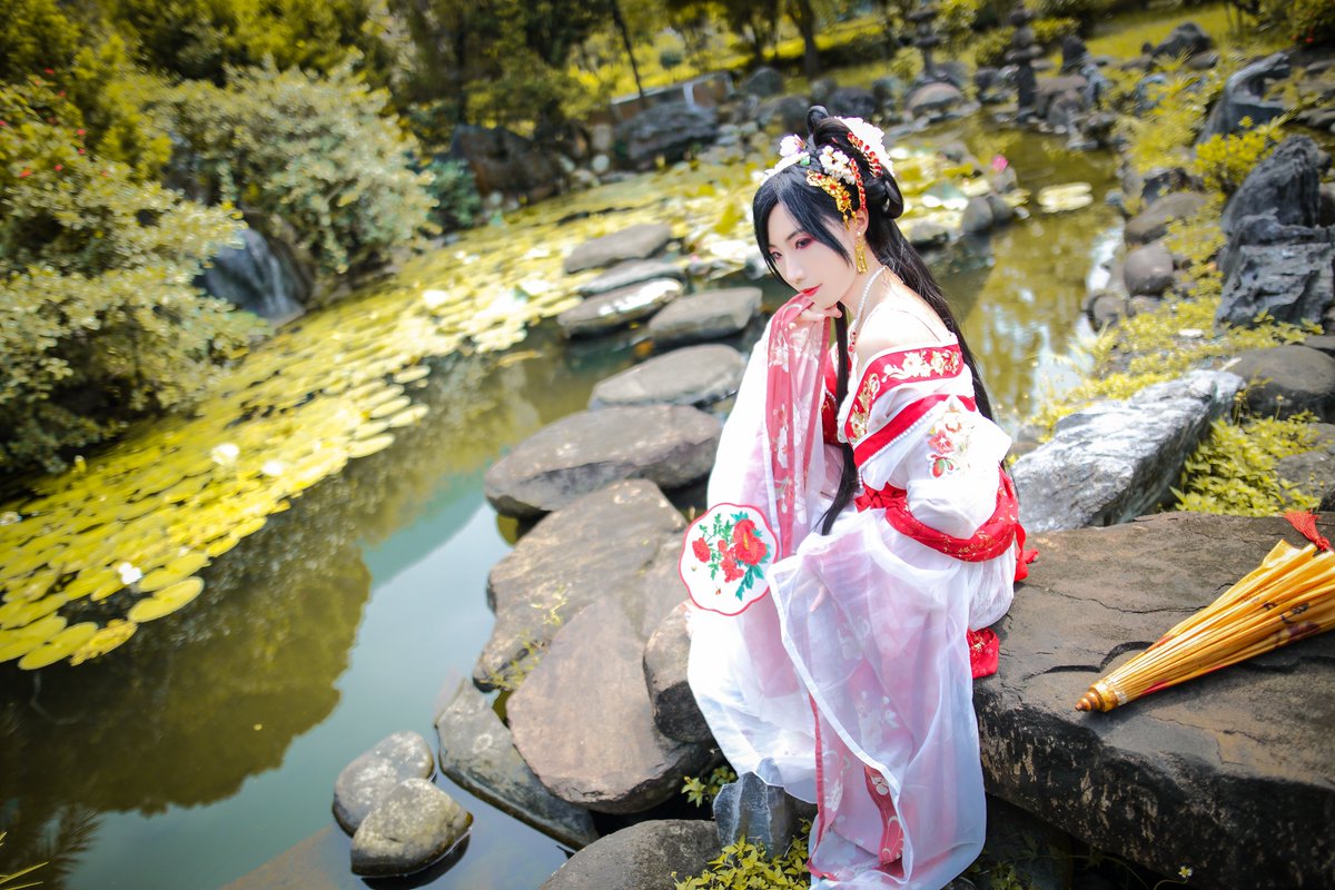 小雪-唐風寺廟

CN : 小雪(梅傲雪) 

Photo : 伊藤 川 Photographers