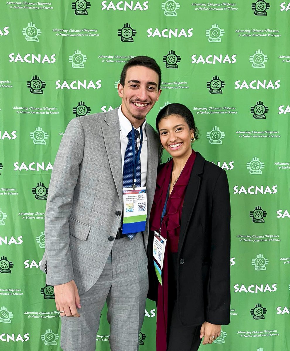 UPRHComunica's tweet photo. 📸 Estudiantes, profesores y egresados de la #UPRH participan de la Conferencia Nacional  #SACNAS2022 🙌🏻👏🏼🦉
#SiempreBúhos #UPRH #NDiSTEM2022 https://t.co/eou95vCRXg