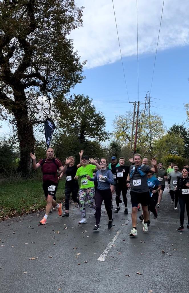 BriShaw81's tweet photo. Thanks to @RunThroughUK for another great event this time at #ChesterZoo10k π¦π―
Pacing the 55min slot home in 54:24, happy with that apart from a quick mile 2 π
Then a day out at the Zoo with the family!! π¨βπ©βπ§βπ¦
#SundayRunday πββοΈ
#NeverPaceAlone π https://t.co/WAiTgmiaXr
