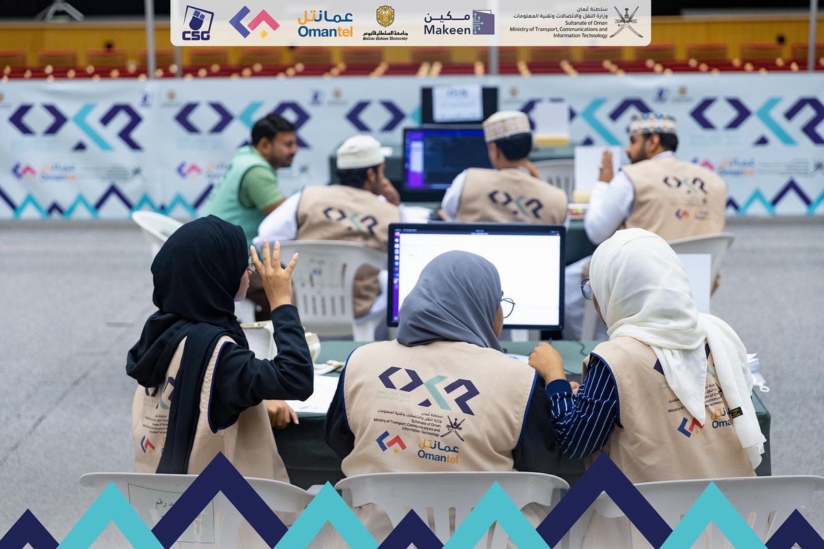ocr_oman's tweet photo. نختتم يومنا الأول بالمسابقة التجريبية 💫

#ocr_2022 https://t.co/RnPgYf93gC