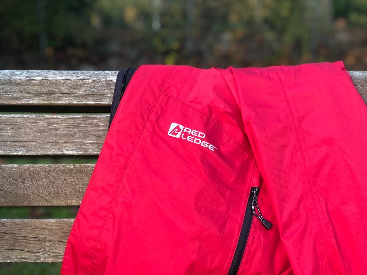 specialpaul's tweet photo. Enjoy my day a bit - with me
my amazing Red Ledge gear.

@RedLedgeLtd 

#specialpaul
#raingear
#redledge
#rainwear
#expeditiongear https://t.co/Vorwm3HcSf
