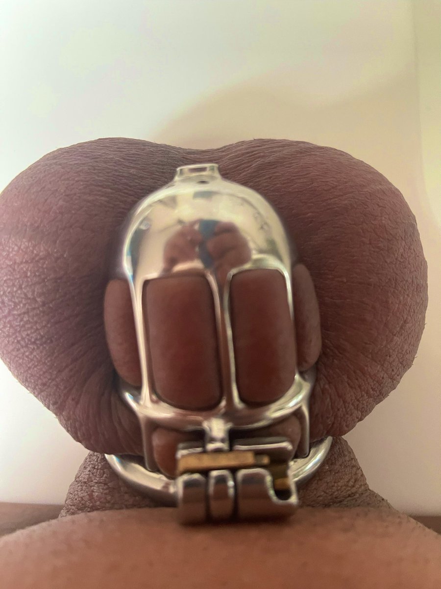 Locktober 30/31 
#locktober #chastity #chastitylifestyle #Keuschhaltung #keuschheitsgürtel #malechastity #looker02 #steelworxx