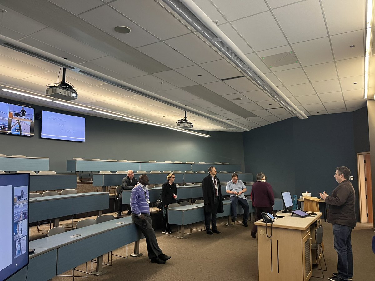 lettsld's tweet photo. We had a fabulous time at the EDNA (Educational Developers Network of Alberta) Fall 2022 meeting at the U of L. Here are some pictures of our campus tour!! We are fortunate to have such amazing facilities. Looking good University of Lethbridge!! https://t.co/ivPFToPTSA
