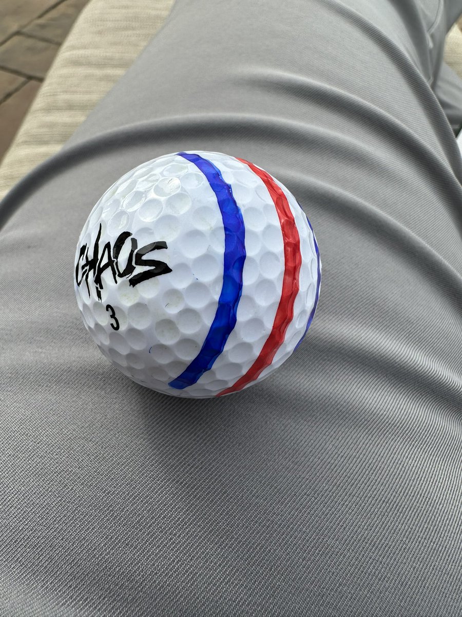njavins's tweet photo. Imposter syndrome found in the rough here in Ohio. @JasonFinleyCG #ChromeSoftIsBetter #TripleTrack #DIY @THPGolf https://t.co/KcRmcAR20u