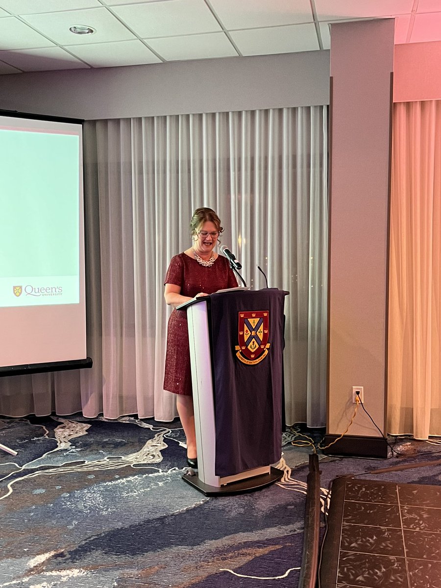 “We’re raising money for research & education that offers solutions to our biggest health challenges” – Dean @JanePhilpott on #TheNext25 at the #QueensHomecoming Health Sciences Gala. Ways to participate: fal.cn/3t9bU